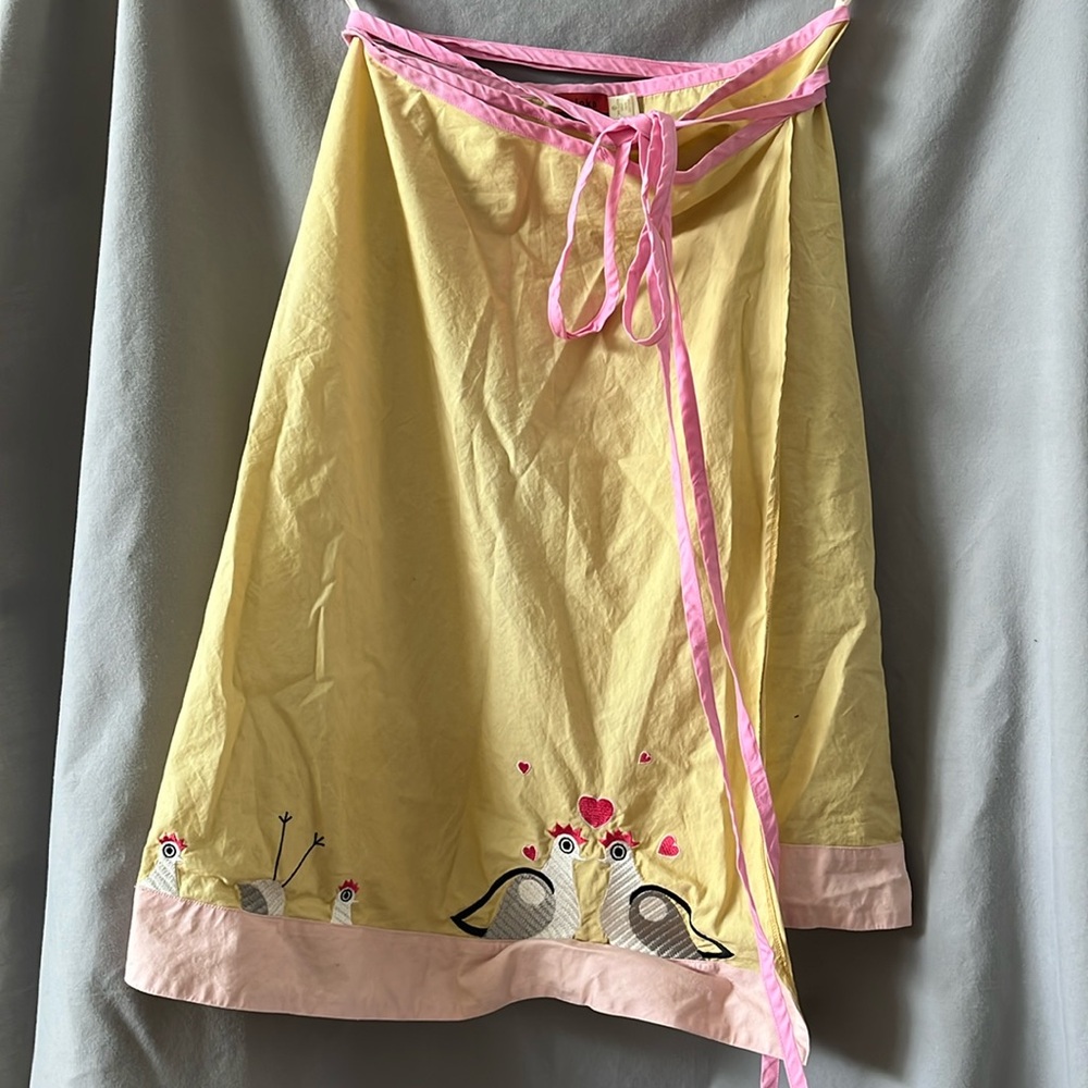 Ginka Skirt with Love Birds Embroidery